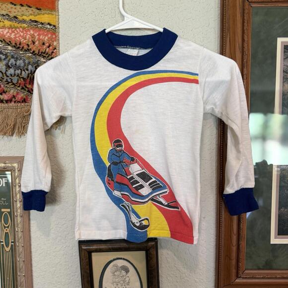 American Vintage Other - Vintage 70s/80s RARE Colorful Snowmobile Winter Surfing Shirt Size Kids Small